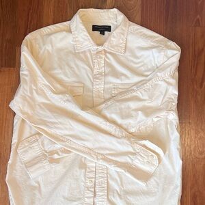 Banana Republic Factory Men’s Button Down Shirt